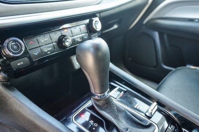 Used 2025 Jeep Compass Limited image 20