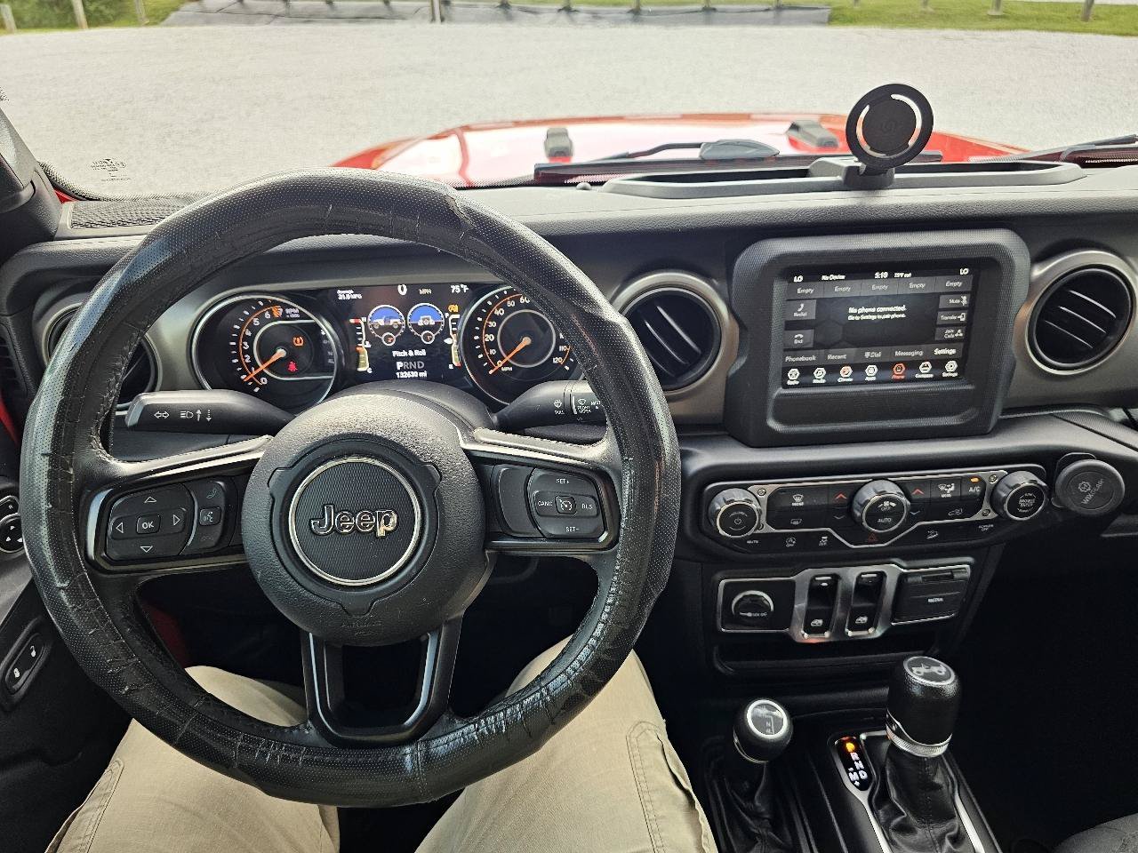 Used 2019 Jeep Wrangler Sport AWD/4WD image 27