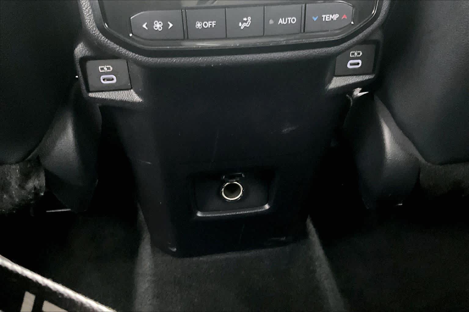 Used 2025 Toyota Grand Highlander AWD image 66