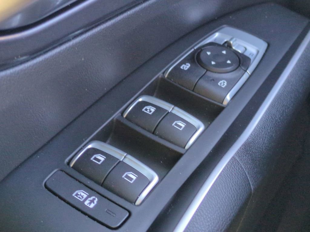 Used 2021 Kia Sorento S image 23