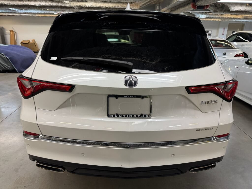 Certified 2023 Acura MDX w/ Technology Package AWD/4WD image 7