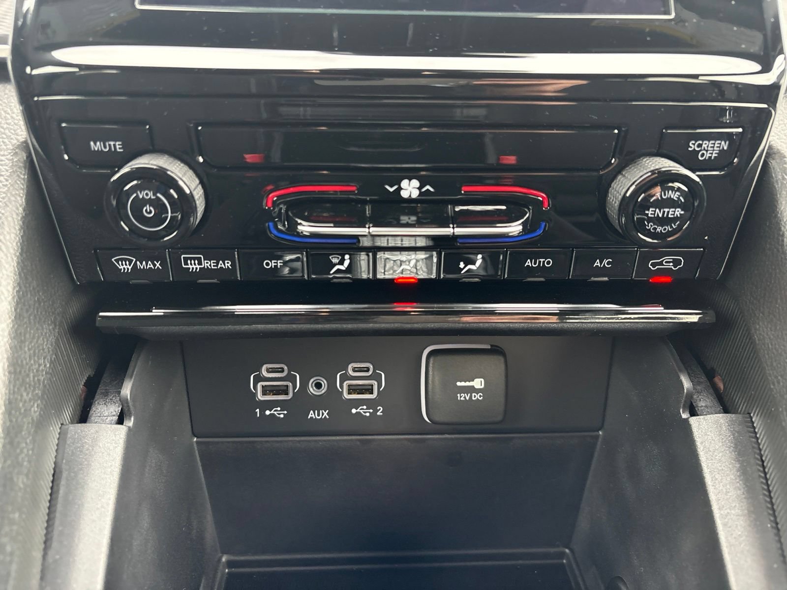 New 2026 Jeep Grand Cherokee L Laredo RWD image 35