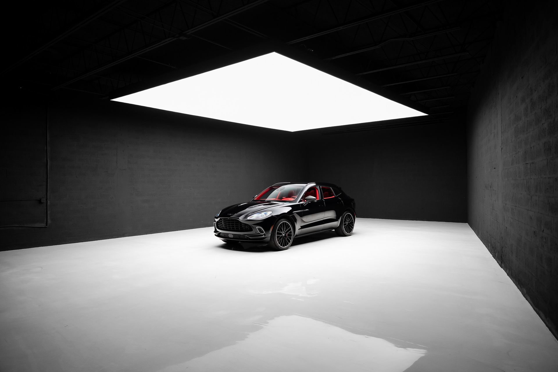 Used 2022 Aston Martin DBX AWD/4WD image 89