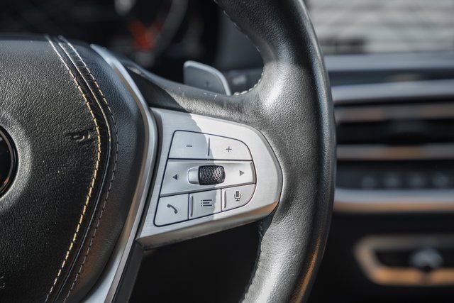 Used 2020 BMW X7 xDrive40i w/ Premium Package image 32