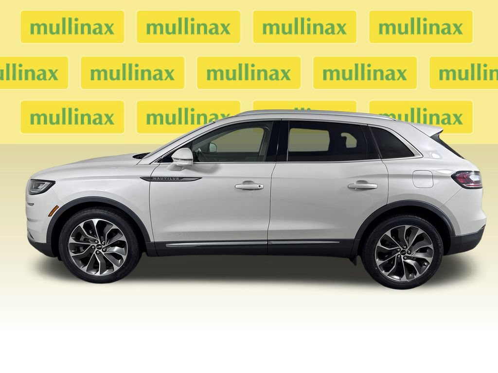 Used 2022 Lincoln Nautilus Reserve FWD image 10