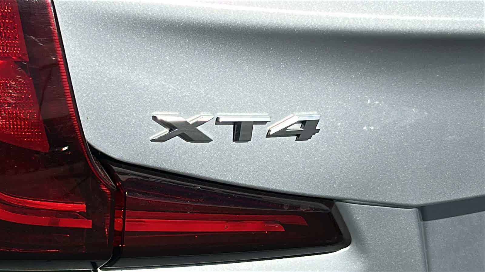 Used 2019 Cadillac XT4 Luxury FWD image 28