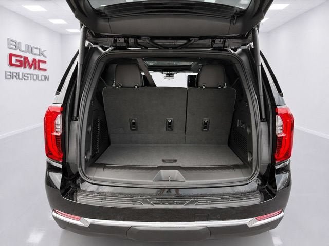 New 2026 GMC Yukon Elevation w/ Elevation Premium Package AWD/4WD image 11
