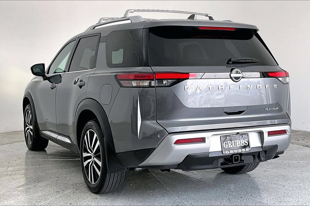 Used 2025 Nissan Pathfinder Platinum w/ Cargo Package FWD image 16