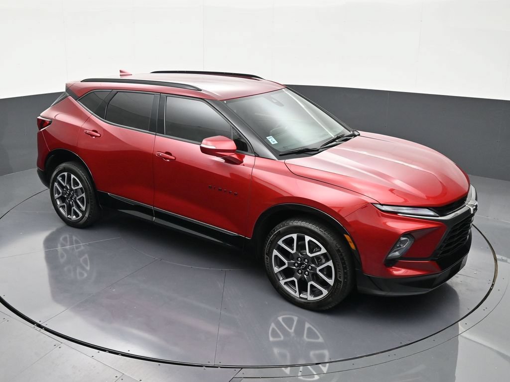 Used 2025 Chevrolet Blazer RS FWD image 18