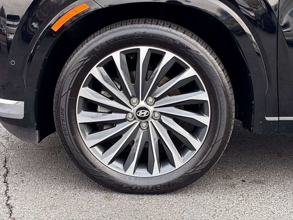 Used 2023 Hyundai Palisade Calligraphy w/ Cargo Package image 55