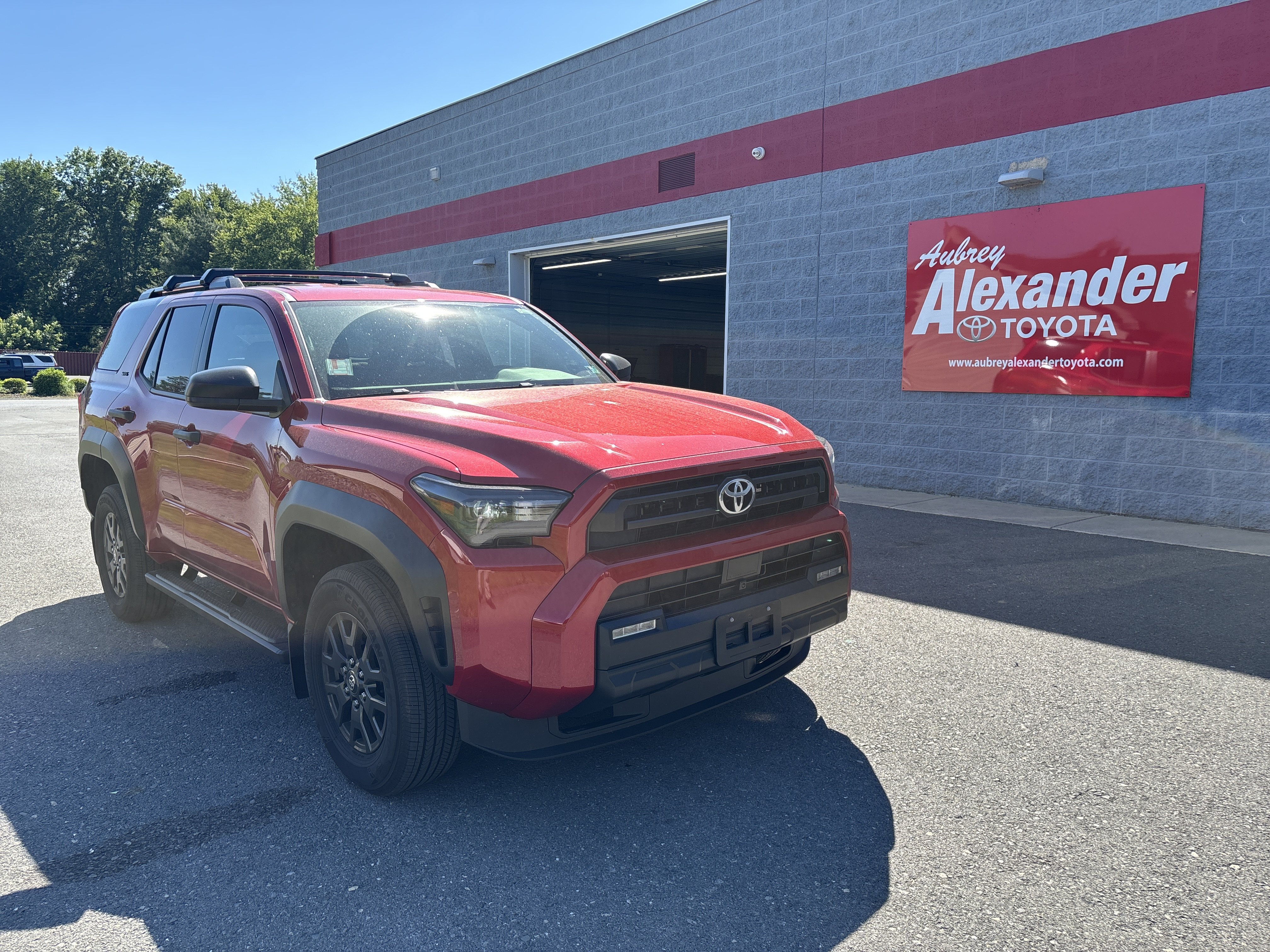 Certified 2026 Toyota 4Runner SR5 AWD/4WD image 1