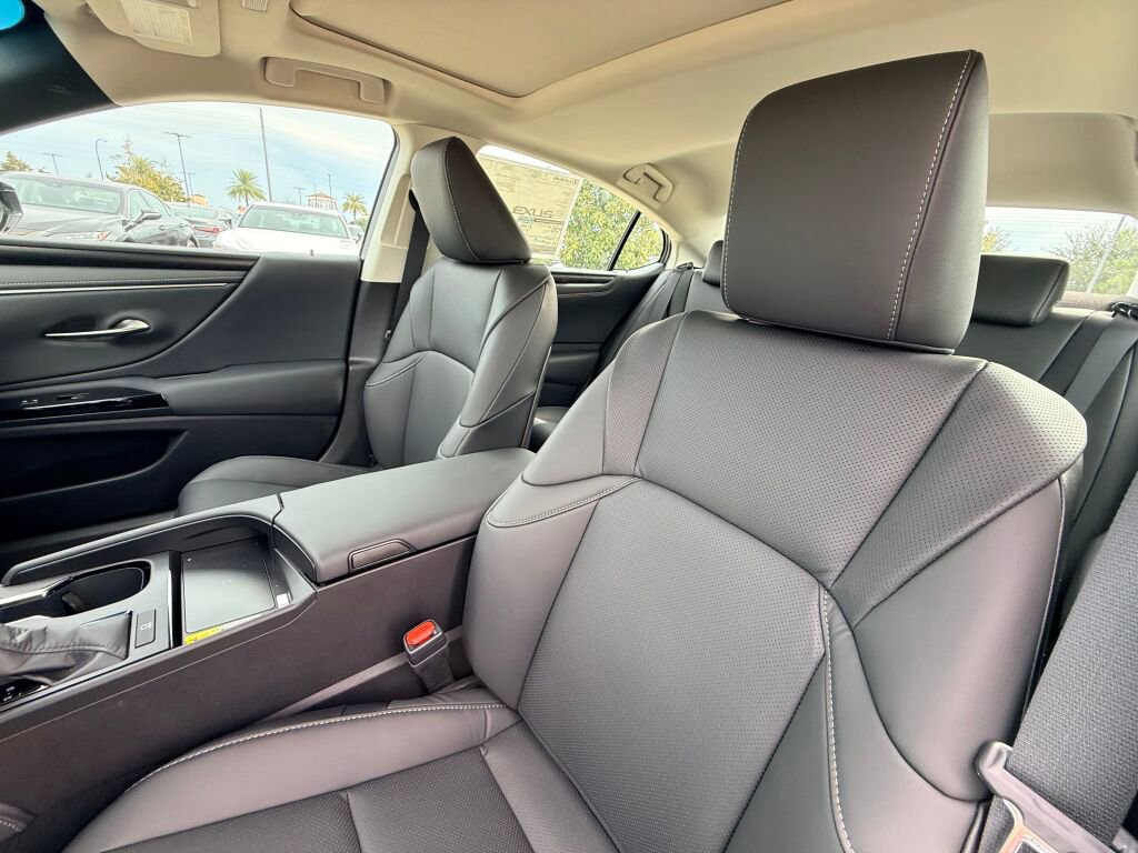 New 2025 Lexus ES 350 ES 350 image 17