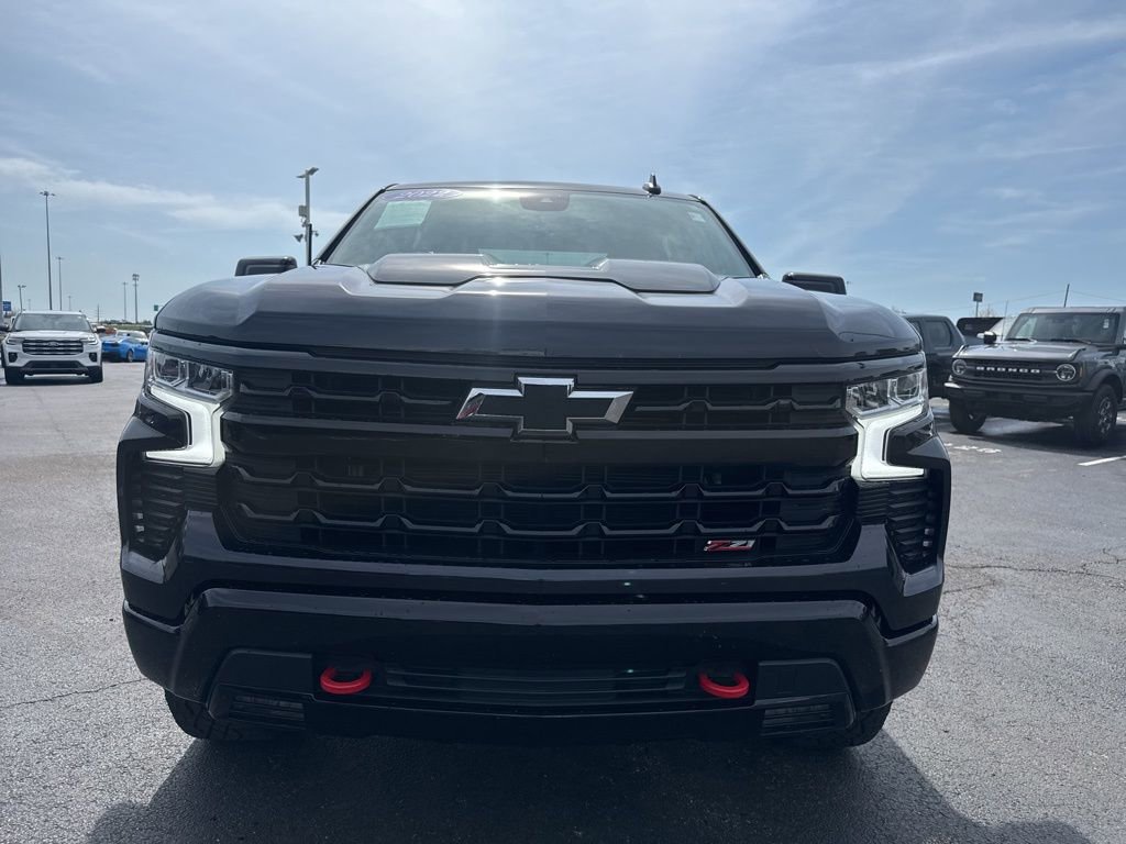 Used 2022 Chevrolet Silverado 1500 LT Trail Boss image 2