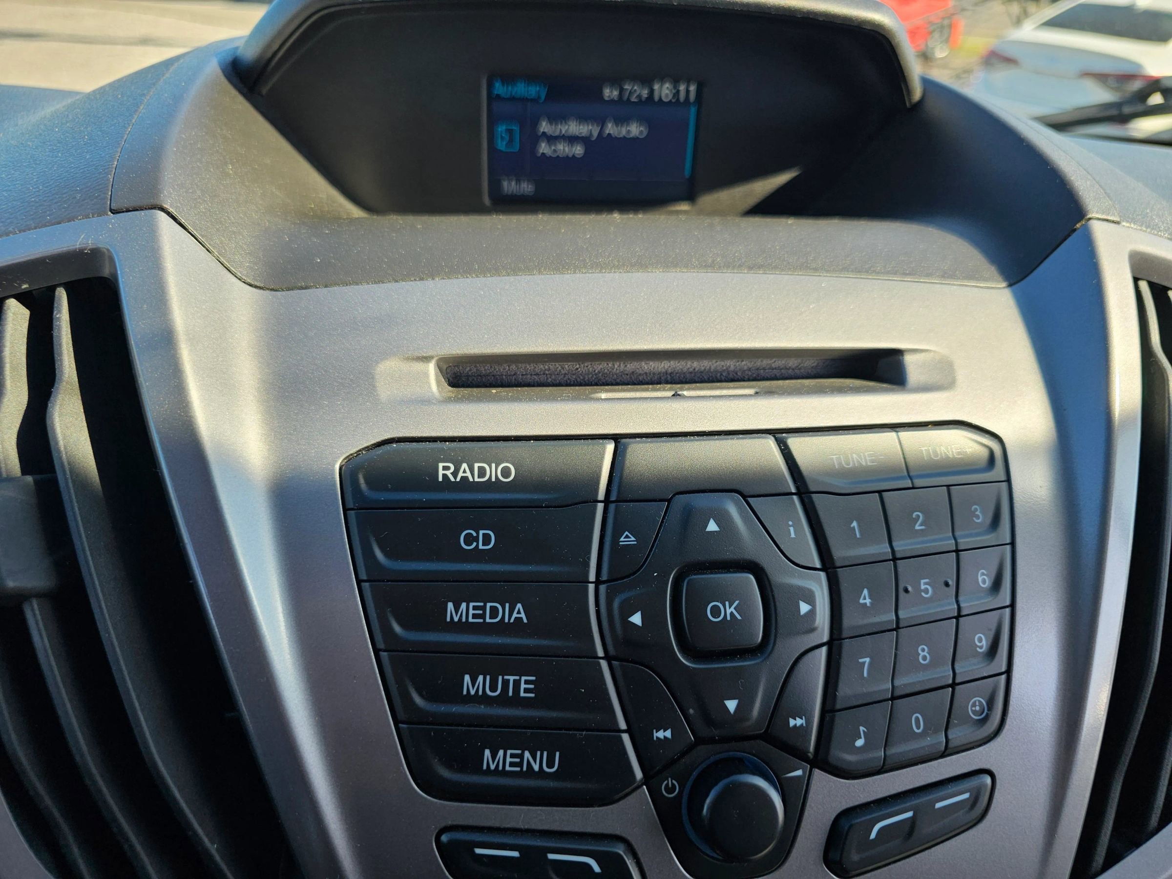 Used 2015 Ford Transit 350 XLT RWD image 15