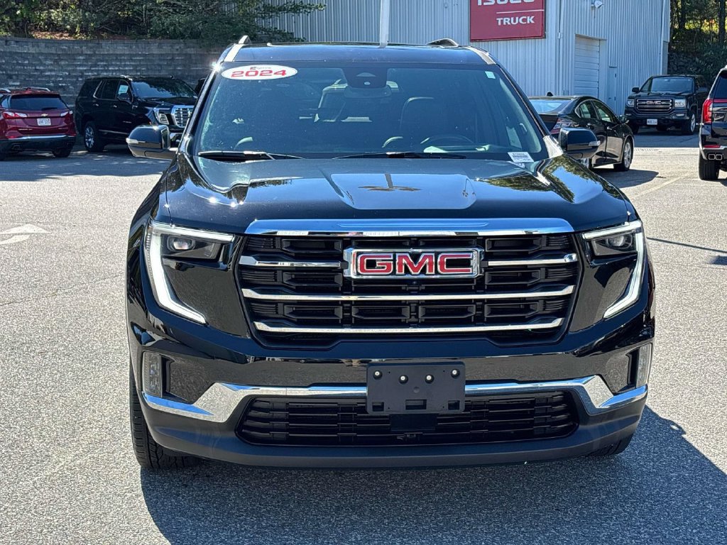 Used 2024 GMC Acadia Elevation w/ Luxury Package AWD/4WD image 9