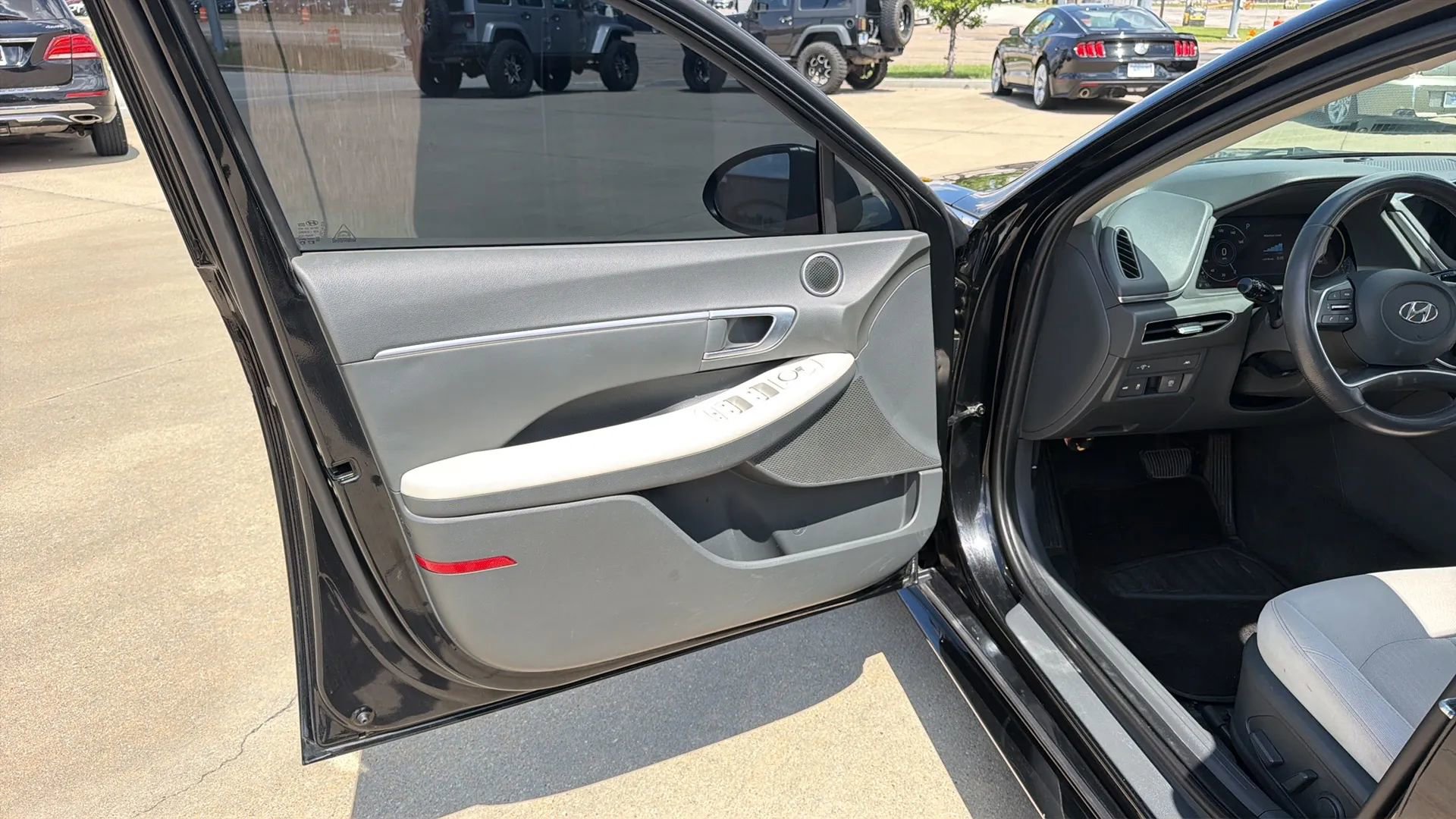Used 2022 Hyundai Sonata SEL w/ Convenience Package FWD image 35