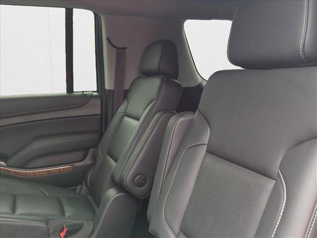 Used 2019 Chevrolet Suburban Premier image 17