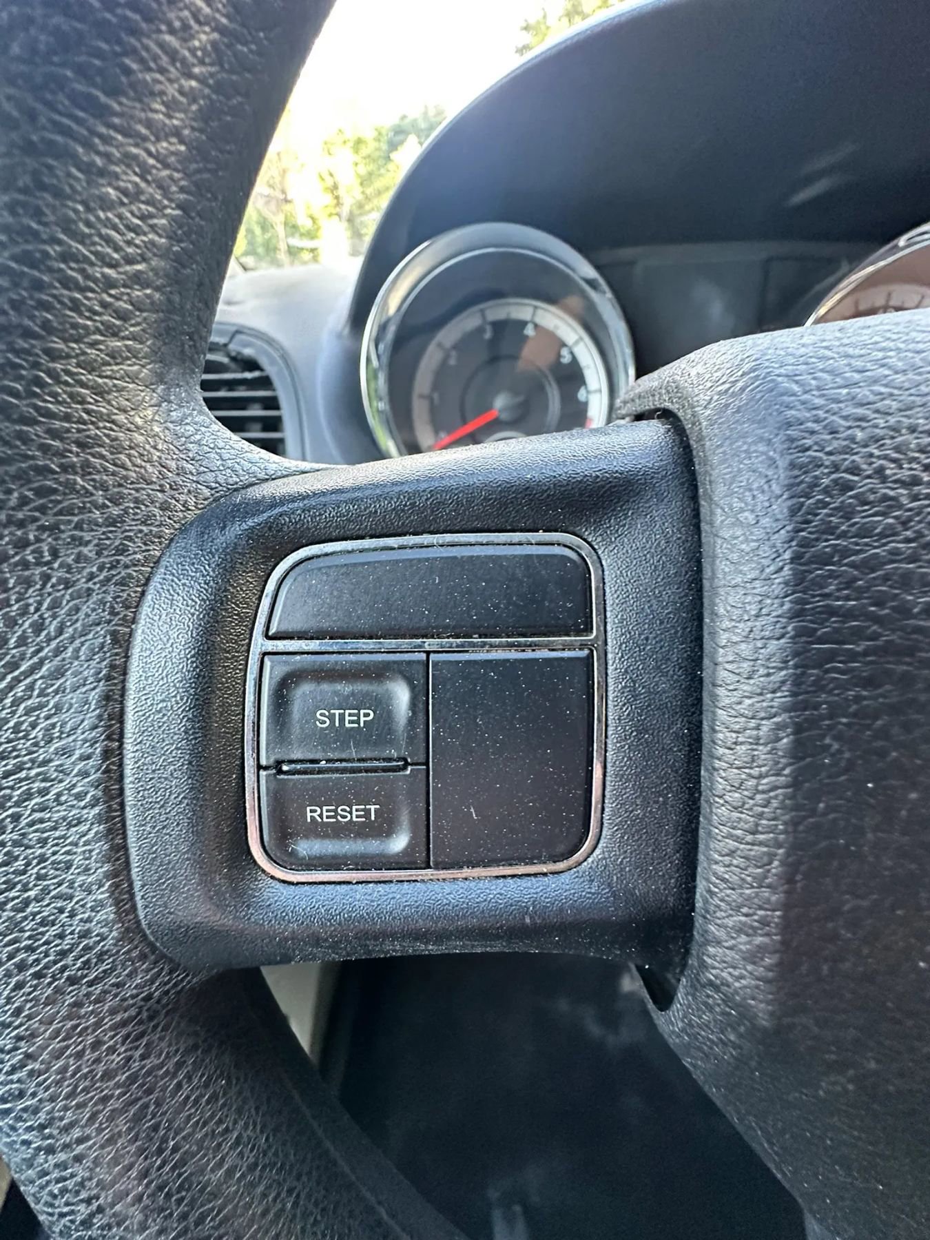 Used 2014 Dodge Grand Caravan SXT image 23