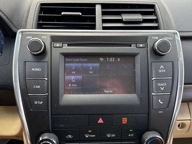 Used 2016 Toyota Camry LE FWD image 24