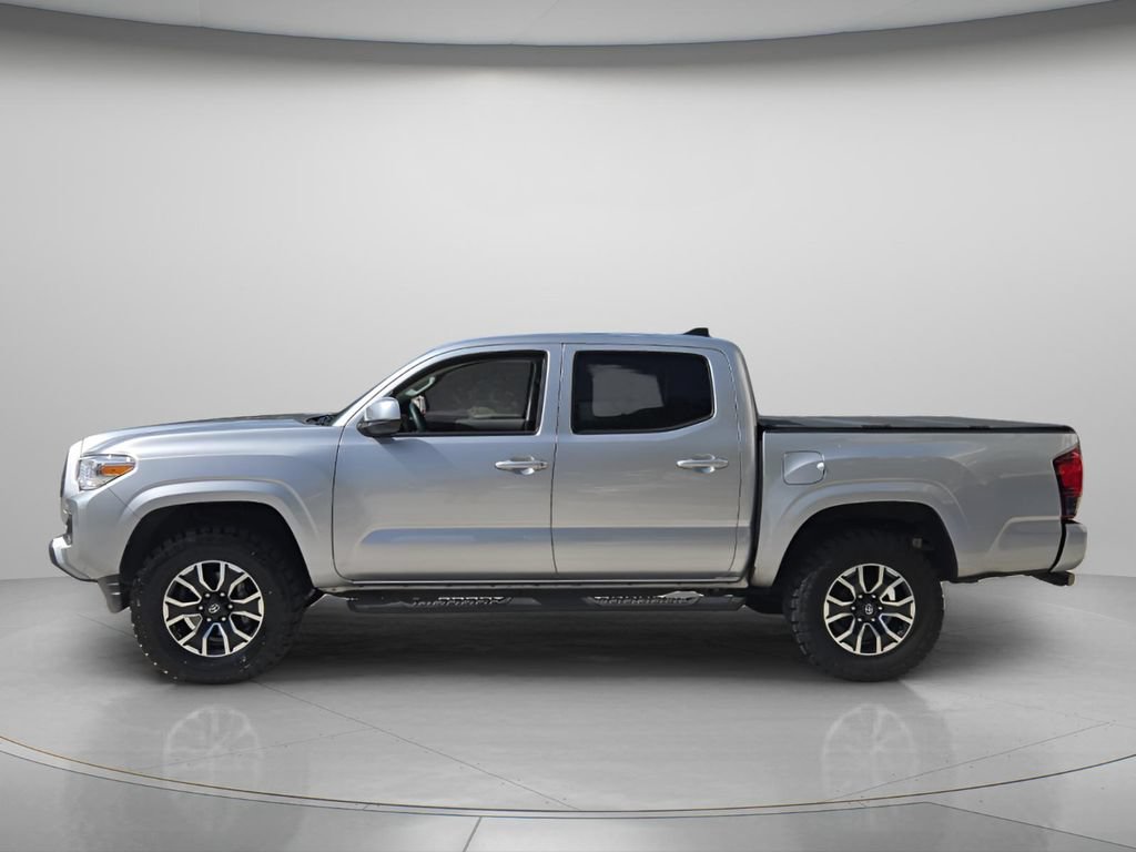Used 2023 Toyota Tacoma SR AWD/4WD image 3
