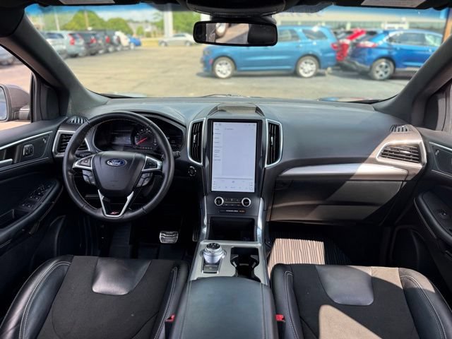 Certified 2023 Ford Edge ST AWD/4WD image 2