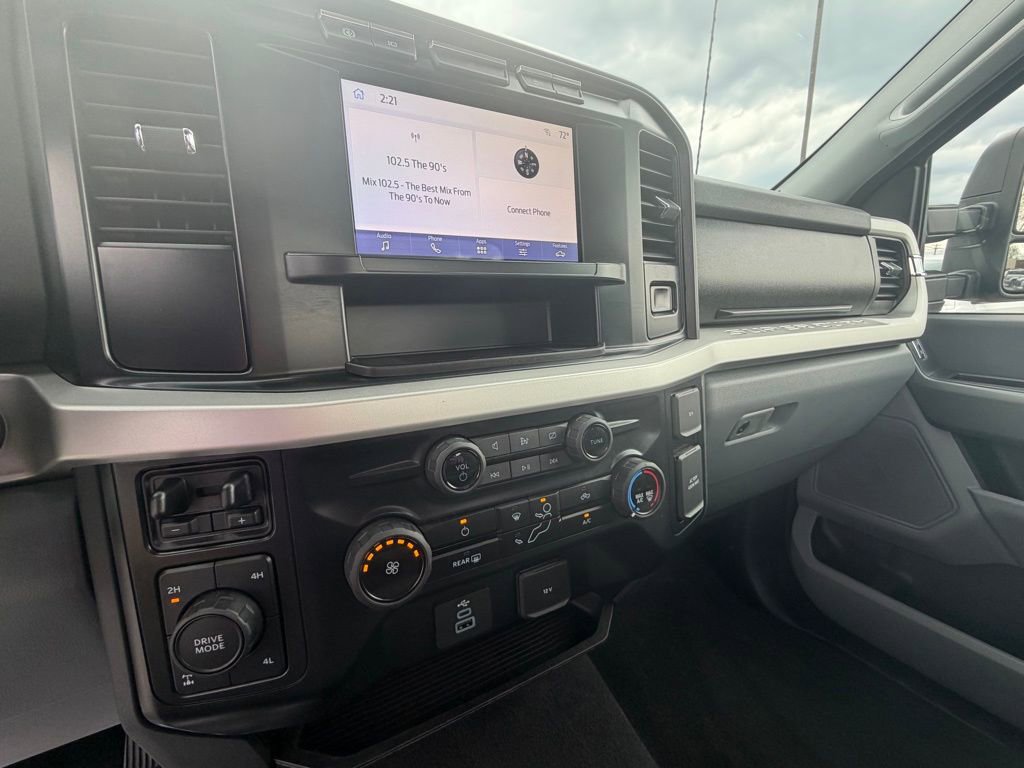 Used 2024 Ford F350 XLT w/ 360-Degree Camera Package image 17