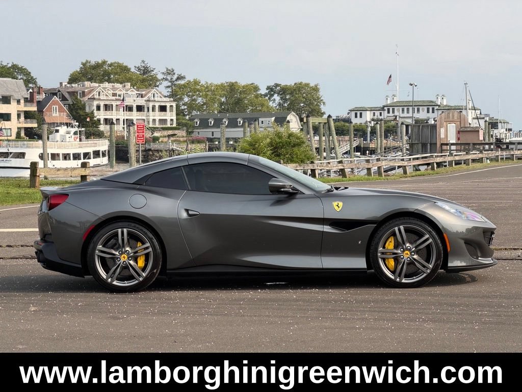 Used 2019 Ferrari Portofino RWD image 10