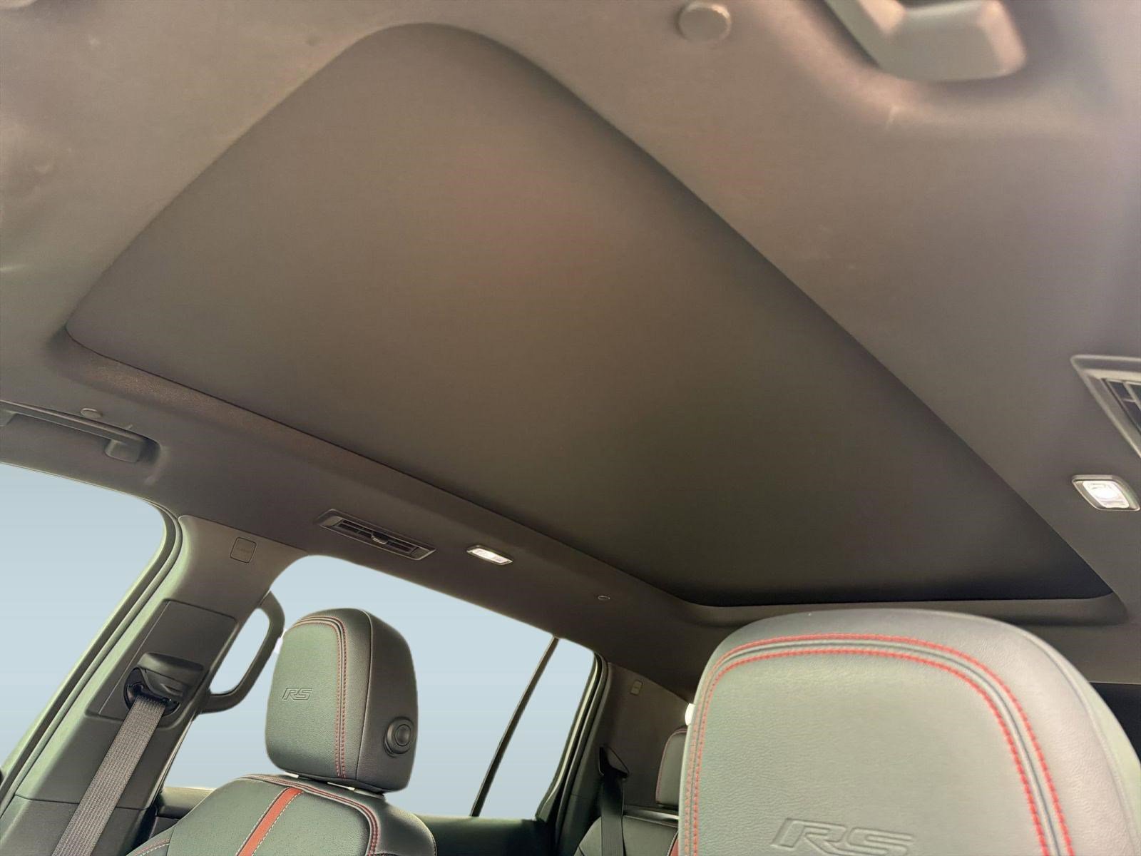 Certified 2024 Chevrolet Traverse RS image 15