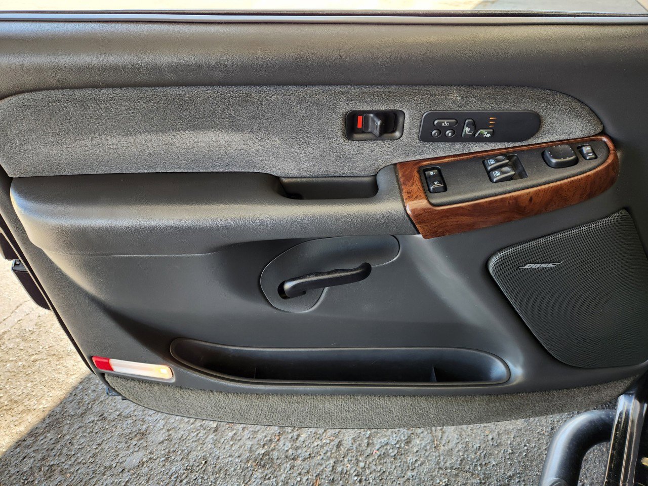 Used 2003 GMC Sierra 2500 SLT w/ SLT Preferred Equipment Group image 12