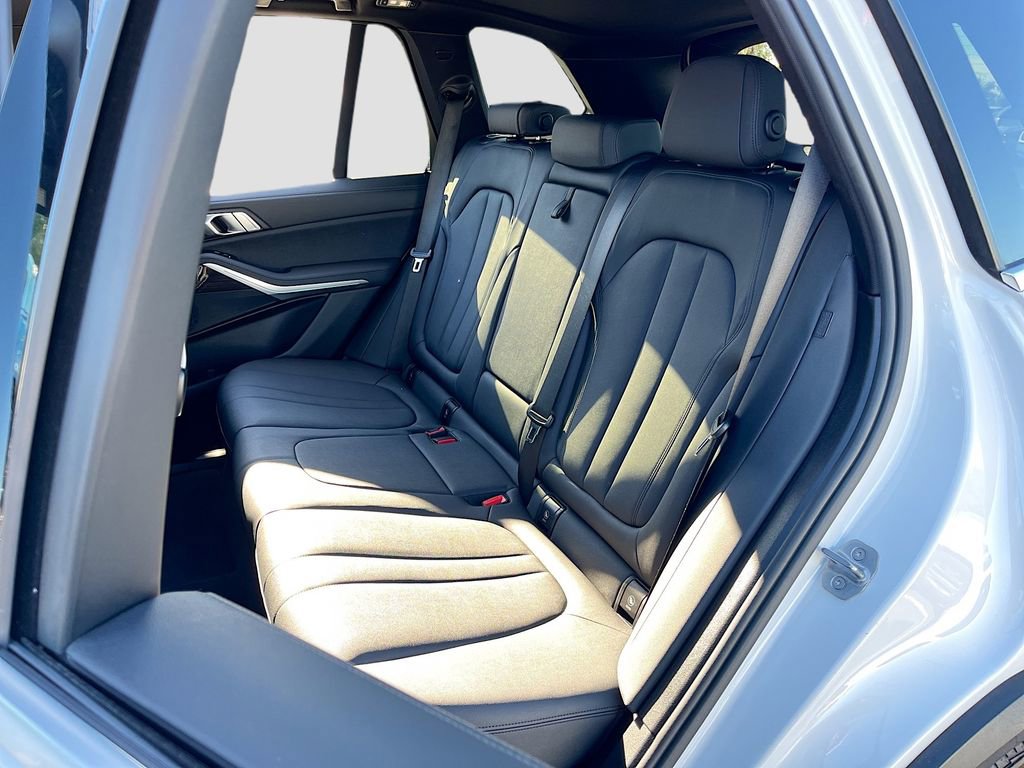 Used 2019 BMW X5 xDrive40i w/ Premium Package 2 image 25