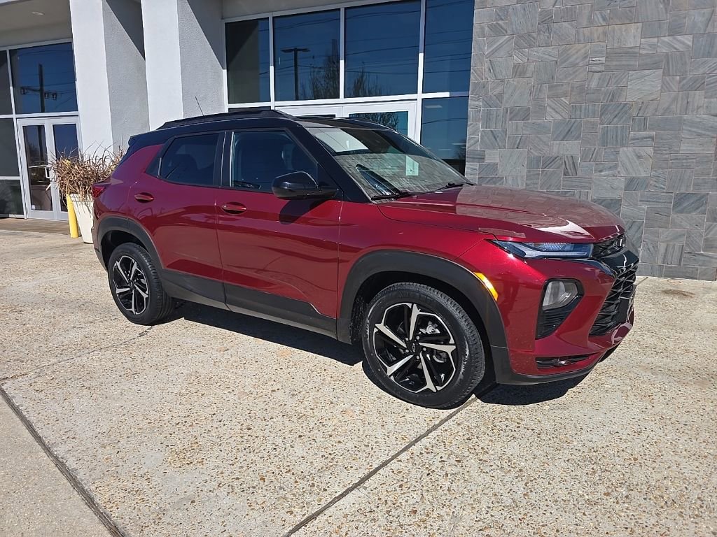 Used 2023 Chevrolet TrailBlazer RS w/ Convenience Package image 2