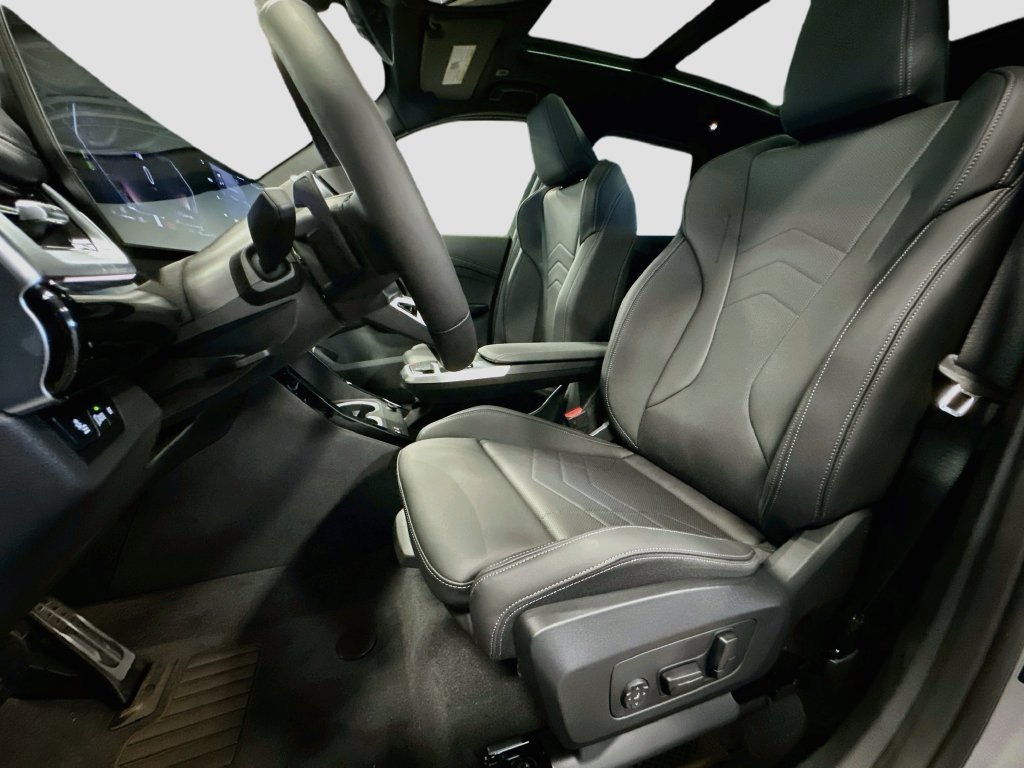 New 2027 BMW X1 xDrive28i AWD/4WD image 21