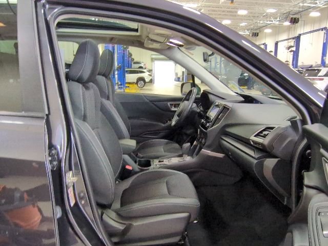 Used 2019 Subaru Forester Premium w/ All-Weather Package image 13