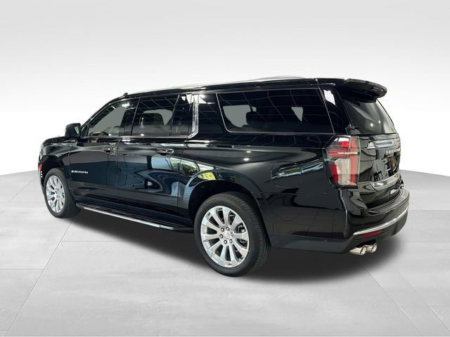 Used 2024 Chevrolet Suburban Premier w/ Premium Package AWD/4WD image 5