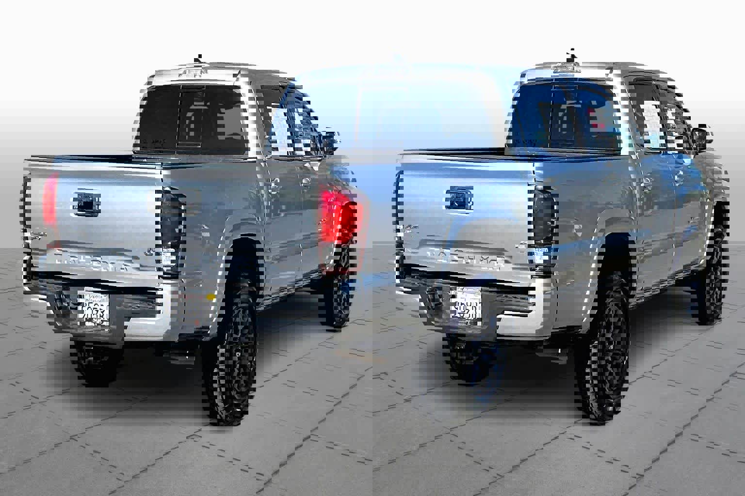 Certified 2023 Toyota Tacoma SR5 w/ Technology Package image 12