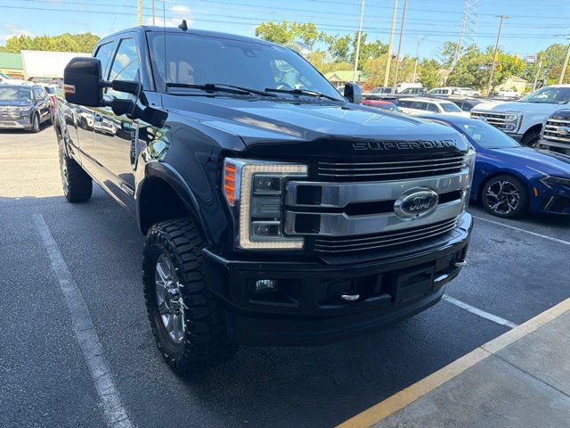 Used 2019 Ford F350 Limited AWD/4WD image 9