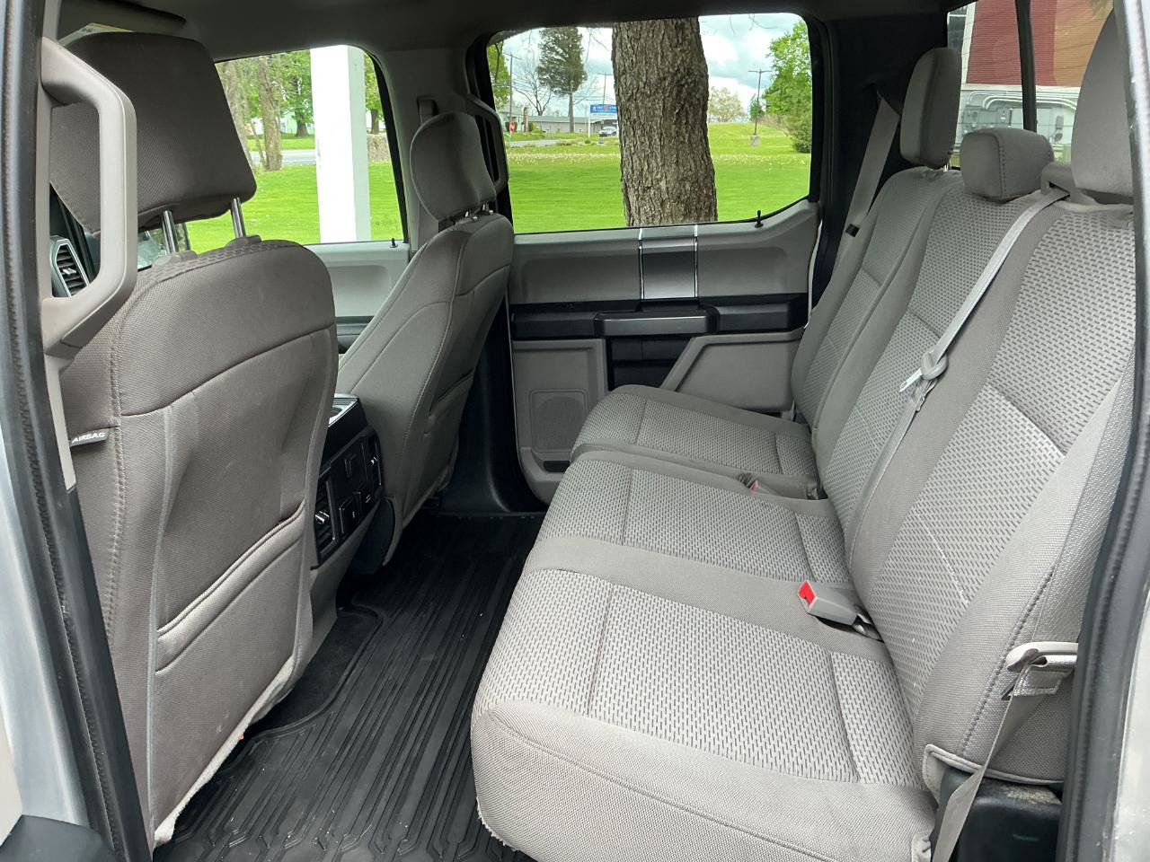 Used 2020 Ford F150 XLT w/ Equipment Group 302A Luxury AWD/4WD image 17
