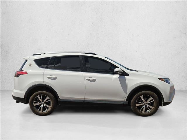 Used 2018 Toyota RAV4 XLE FWD image 4