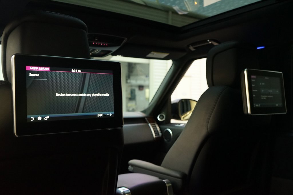 Used 2020 Land Rover Range Rover Long Wheelbase HSE image 19