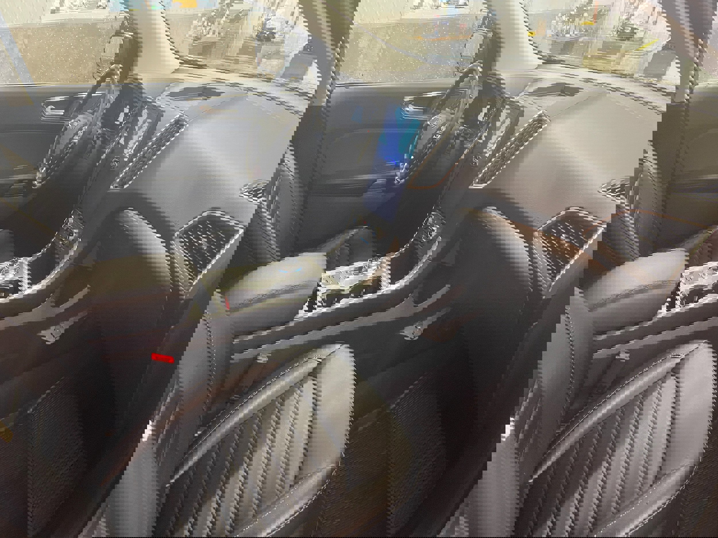 Used 2023 Ford Edge SEL w/ Convenience Package image 34