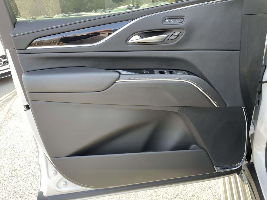 Certified 2023 Cadillac Escalade ESV Sport w/ Touring Package image 17