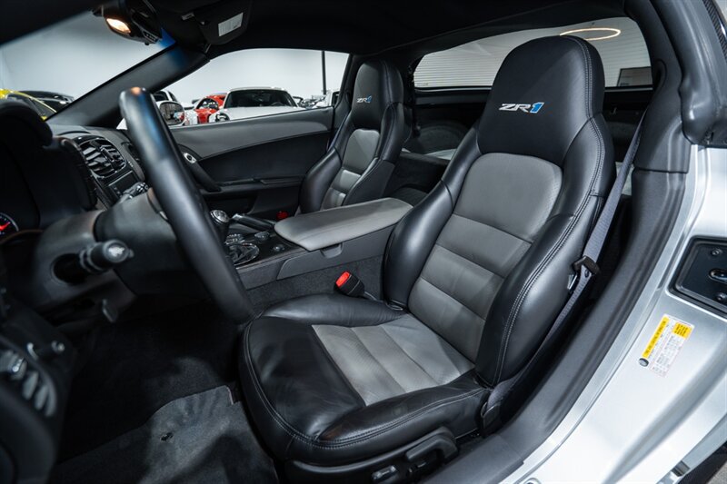 Used 2010 Chevrolet Corvette ZR1 w/ Preferred Equipment Group RWD image 20