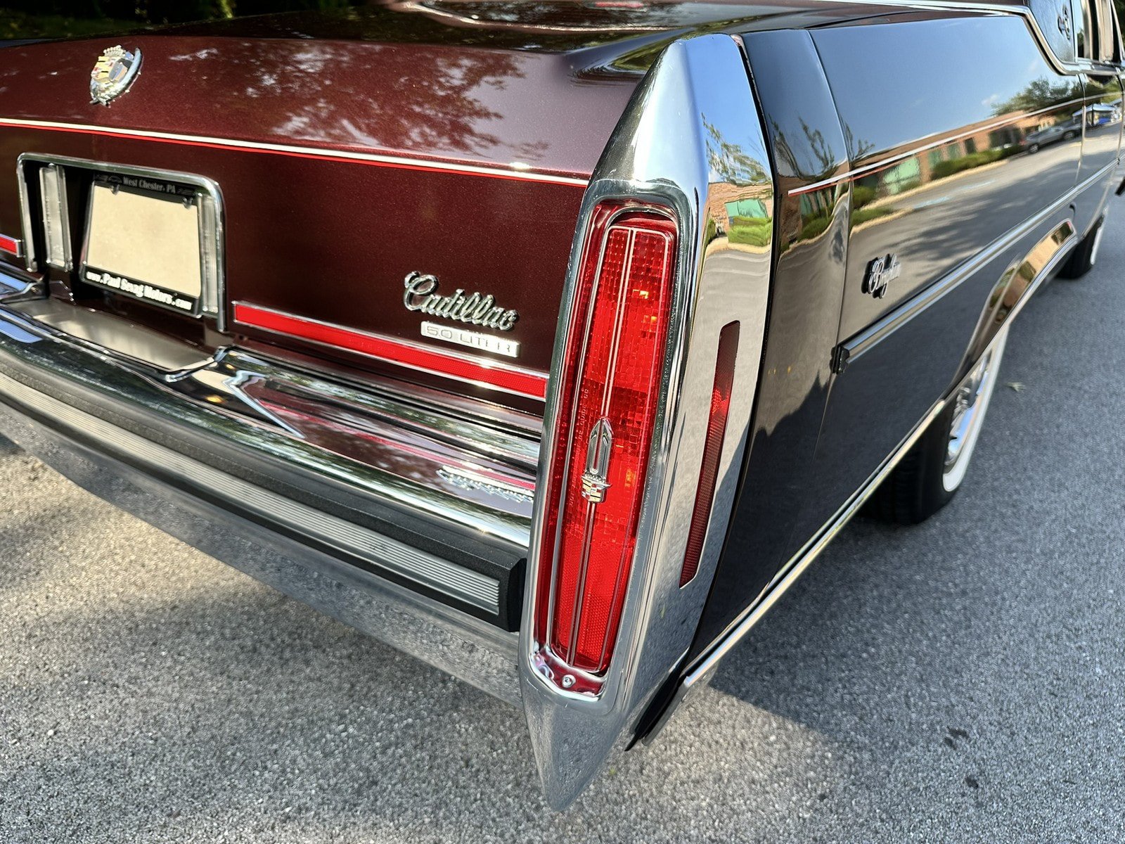 Used 1987 Cadillac Brougham RWD image 93