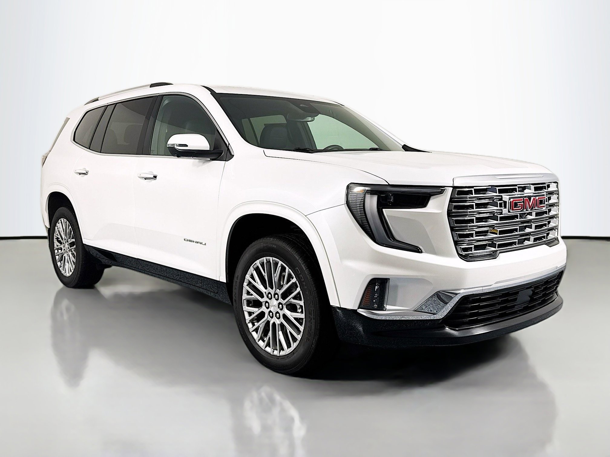Used 2024 GMC Acadia Denali image 3
