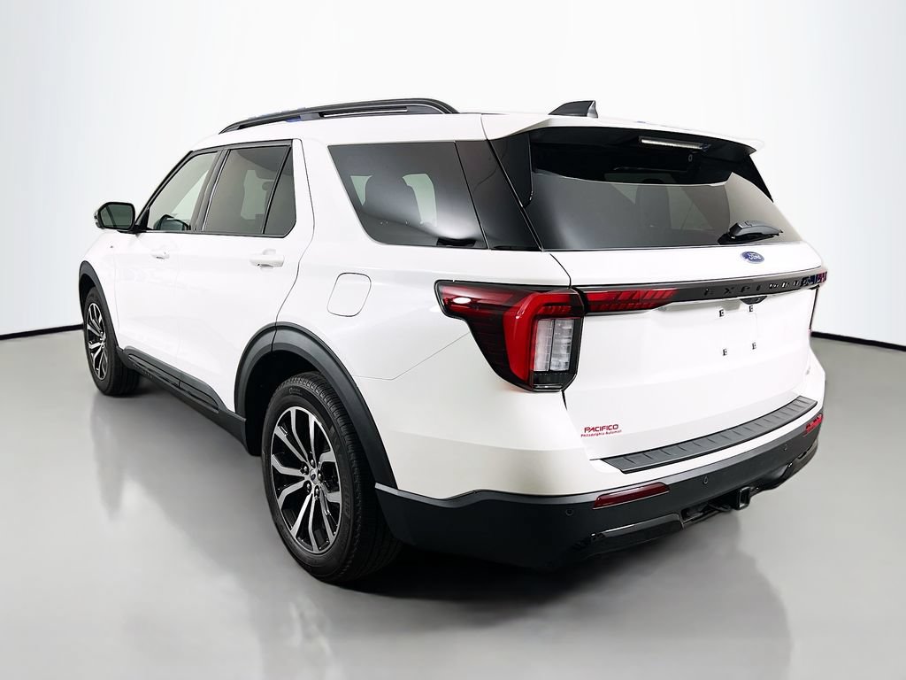 Used 2026 Ford Explorer ST-Line AWD/4WD image 7