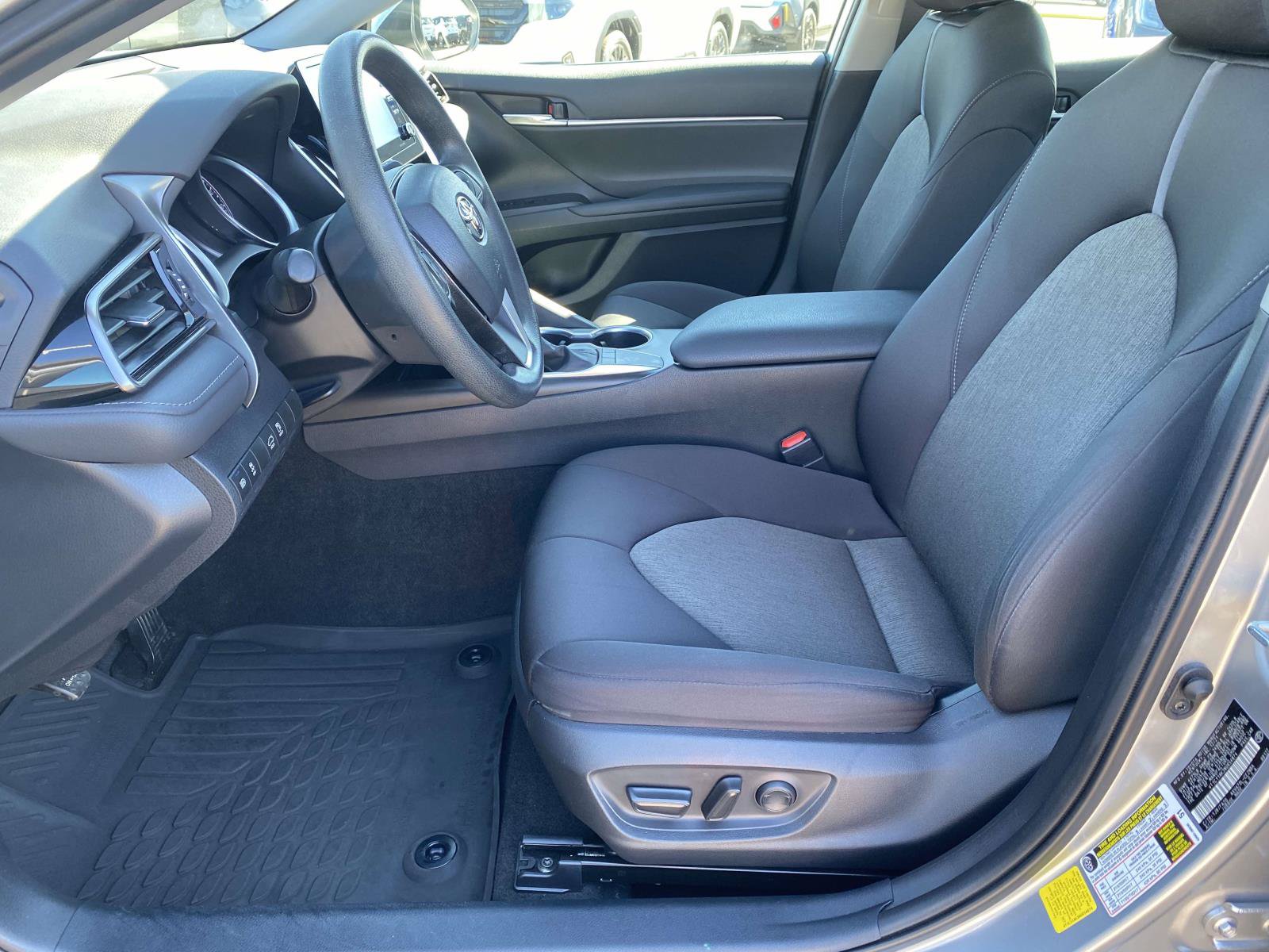Used 2022 Toyota Camry LE FWD image 15