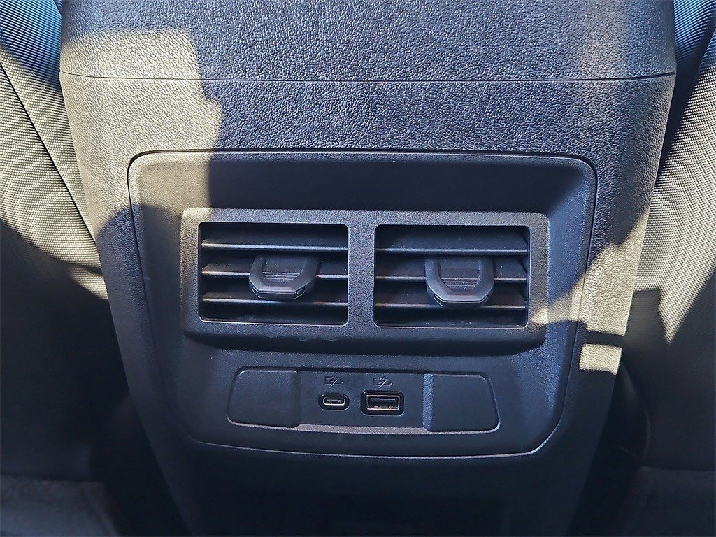 Used 2023 Chevrolet Colorado Z71 w/ Z71 Convenience Package 2 image 19