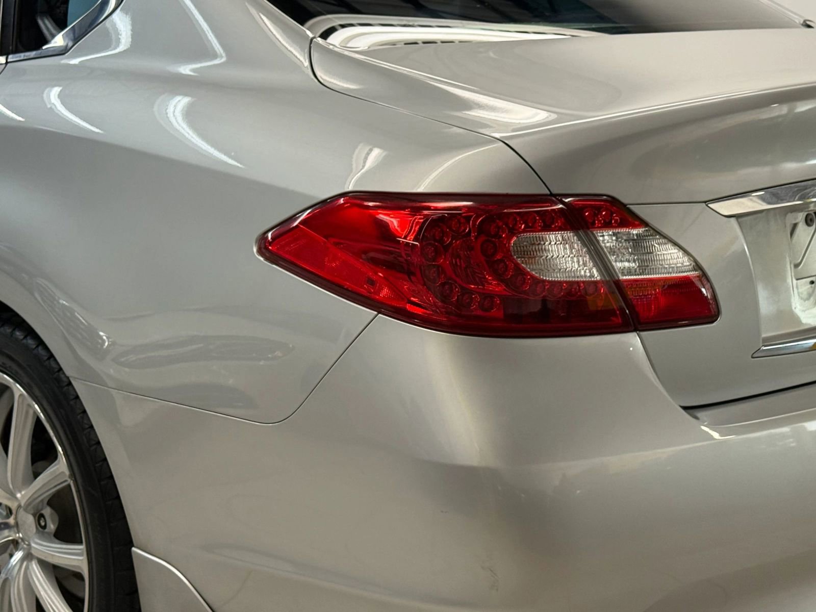 Used 2012 INFINITI M37 w/ Premium Pkg image 12