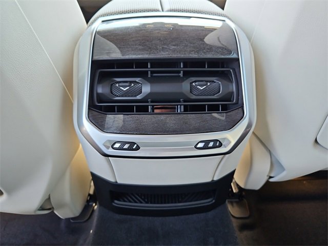 New 2025 BMW 760i xDrive image 13