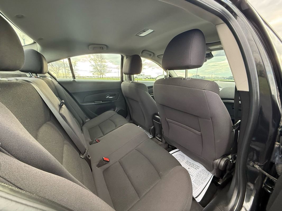 Used 2012 Chevrolet Cruze LT image 12
